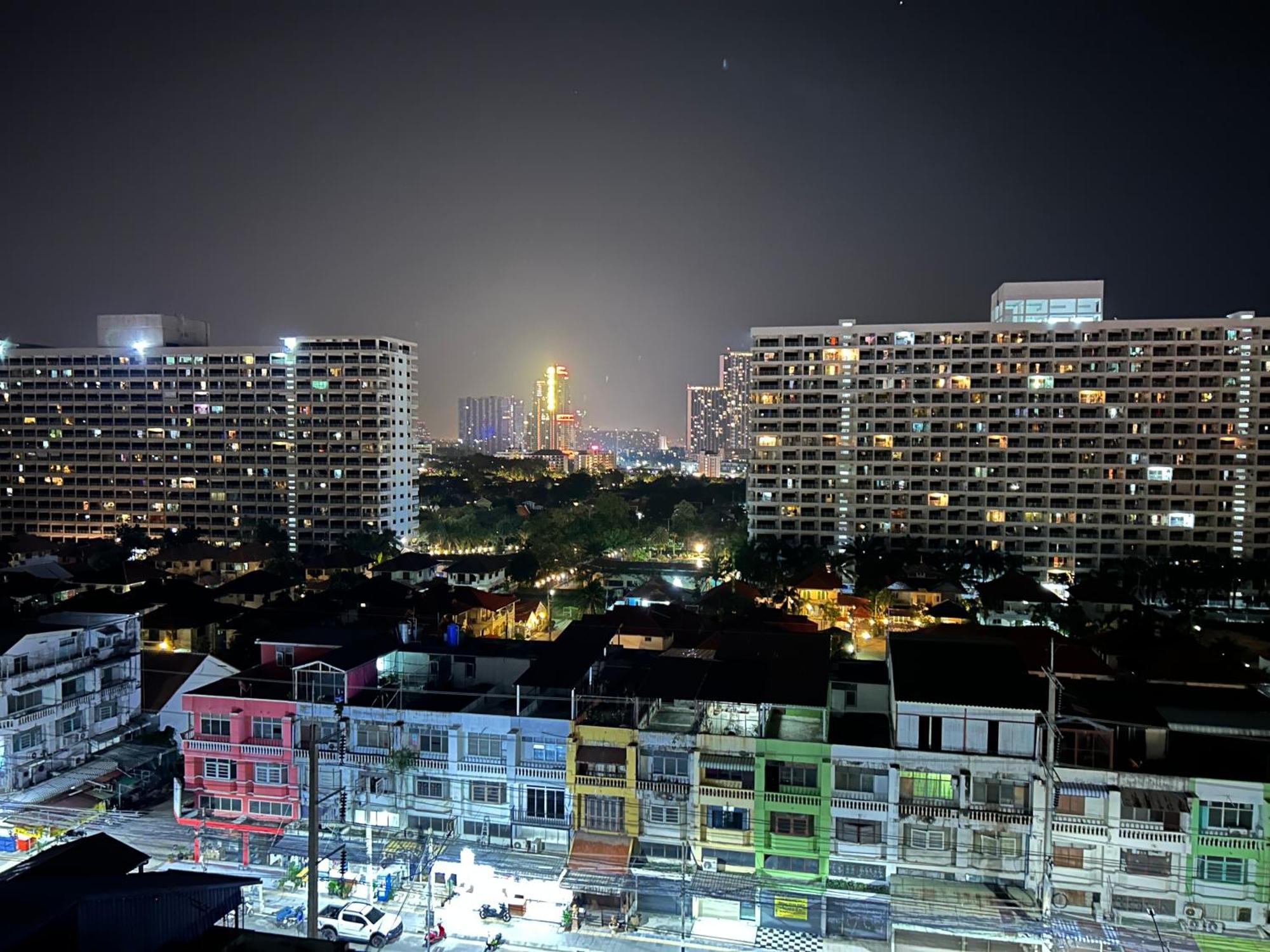 Mina 美景公寓酒店 Pattaya Εξωτερικό φωτογραφία